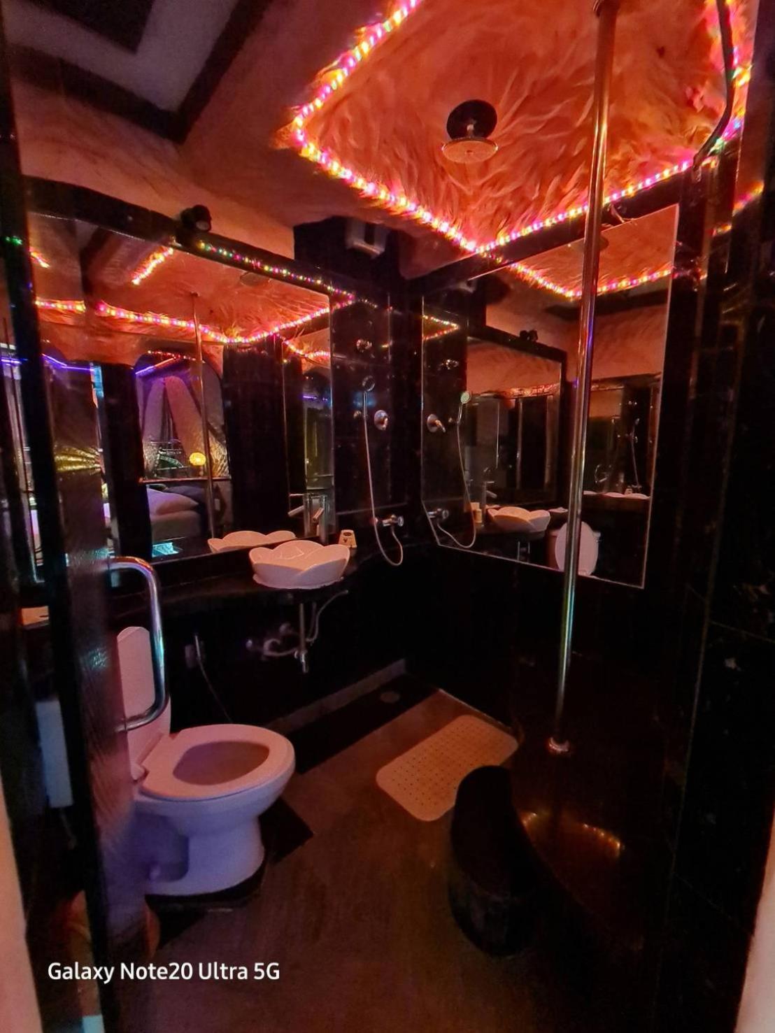 Penthouse Pattaya Hotell Eksteriør bilde