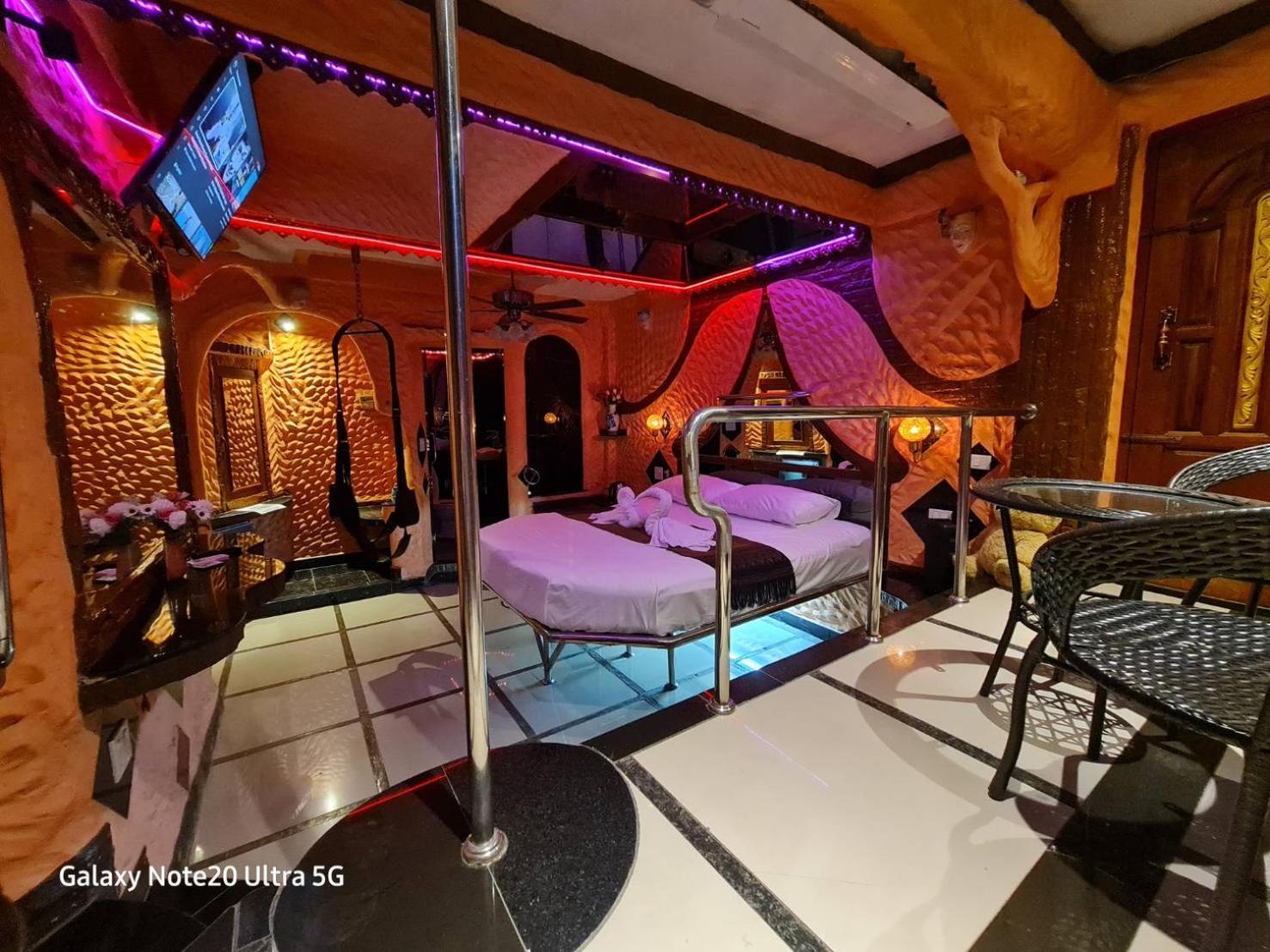Penthouse Pattaya Hotell Eksteriør bilde
