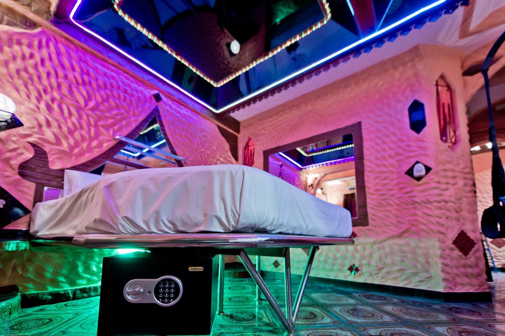Penthouse Pattaya Hotell Eksteriør bilde