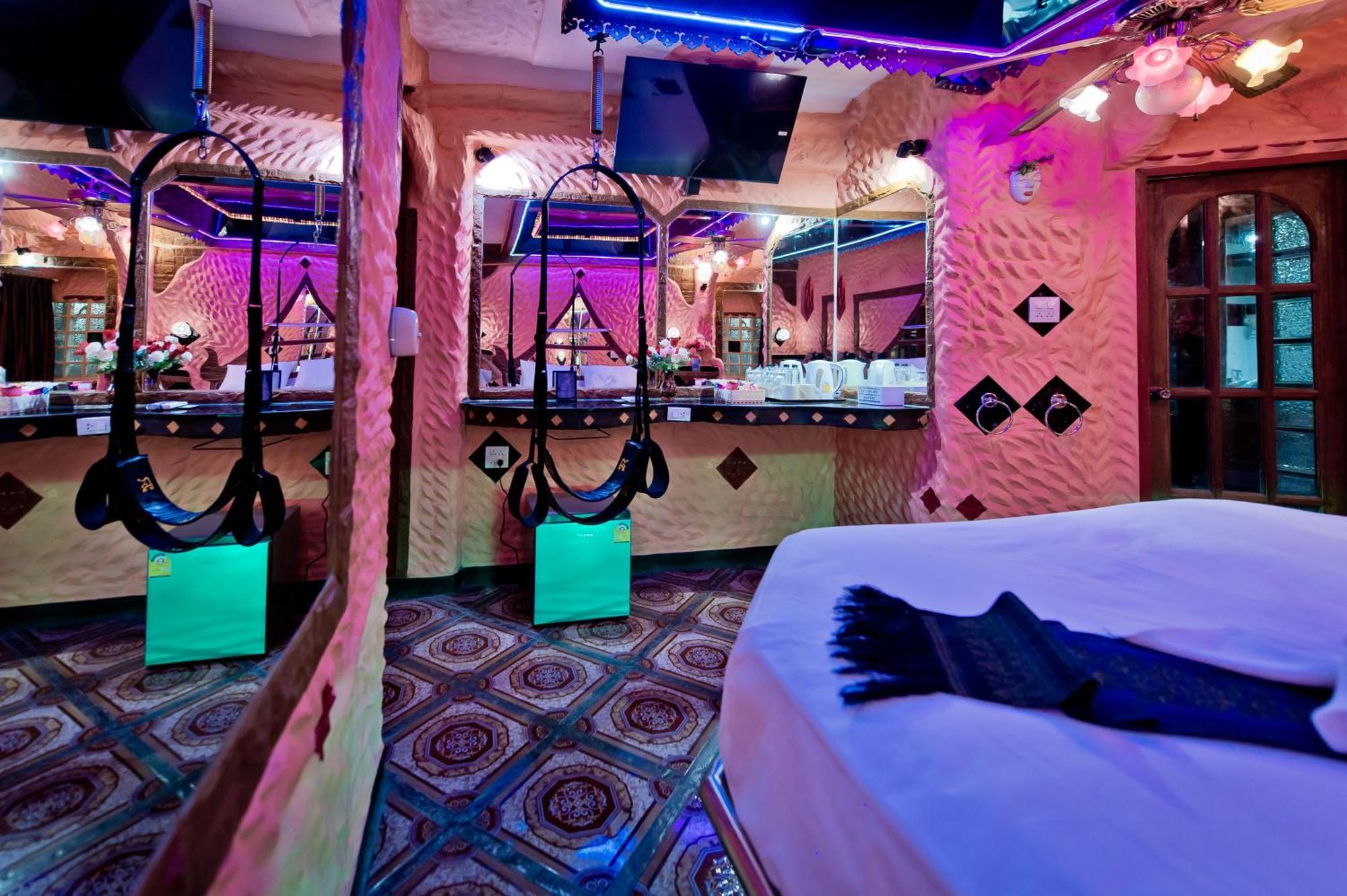 Penthouse Pattaya Hotell Eksteriør bilde