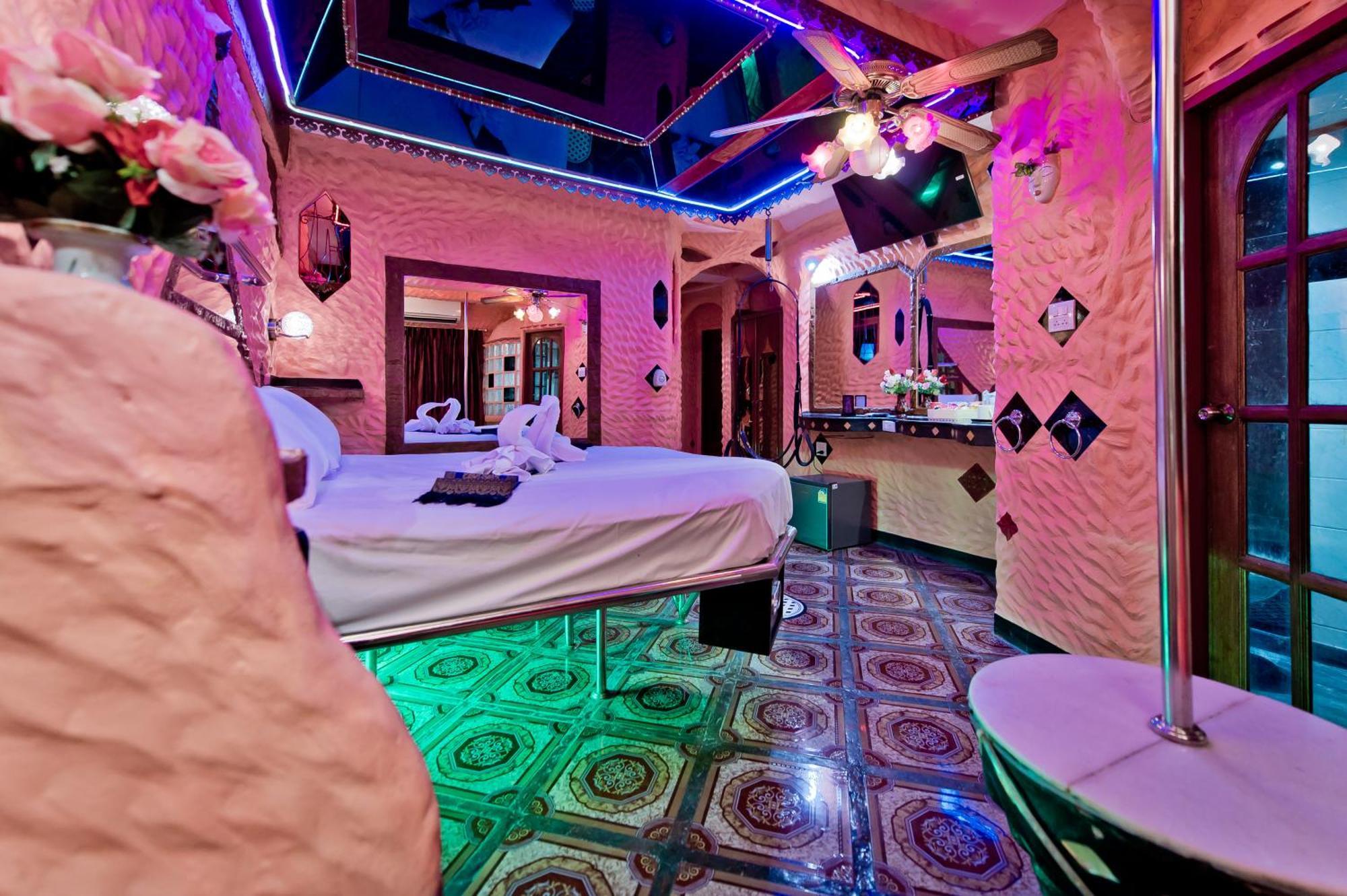 Penthouse Pattaya Hotell Eksteriør bilde