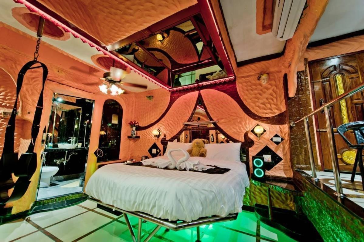 Penthouse Pattaya Hotell Eksteriør bilde
